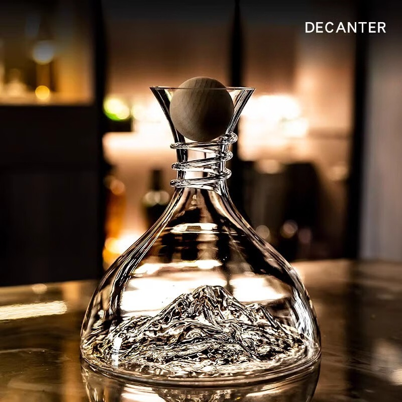 Decanter Aerator Set - Kristal Buzdağı Şeklinde Hızlı Havalandırmalı Şarap